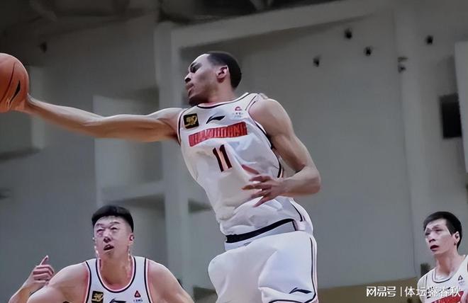 位离队球员确认已找到下家今夏或签NBA超巨j9九游真人游戏第一平台再见！广东男篮首(图3)